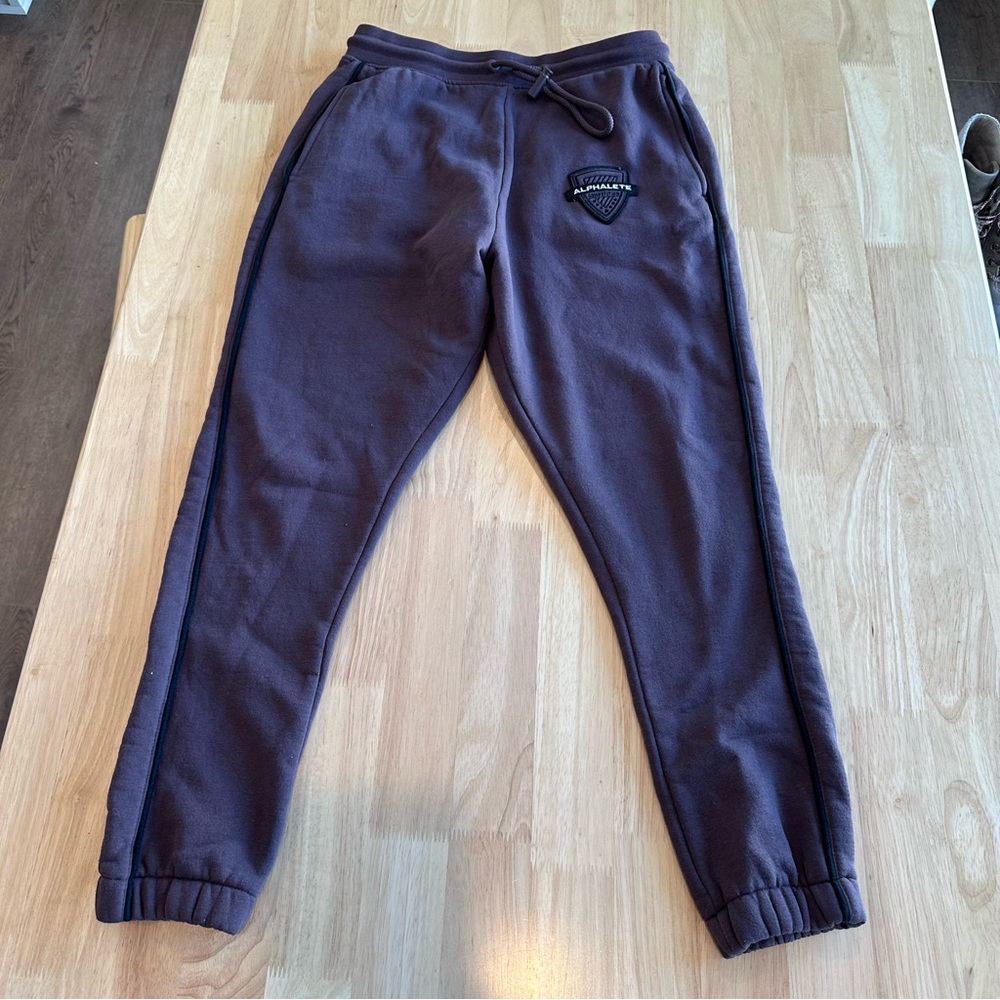 Alphalete Joggers
